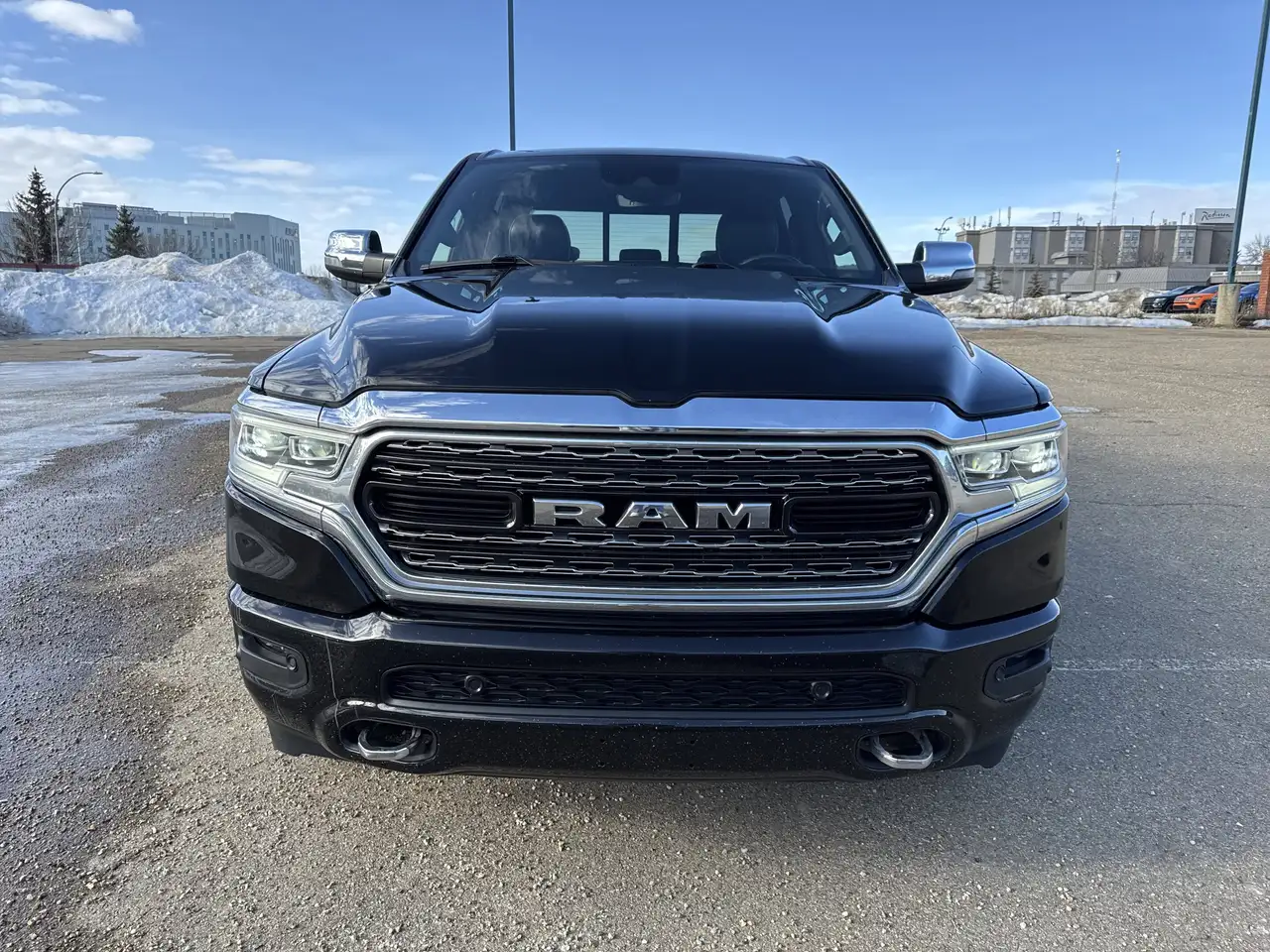 RAM 1500 снимка RAM 1500