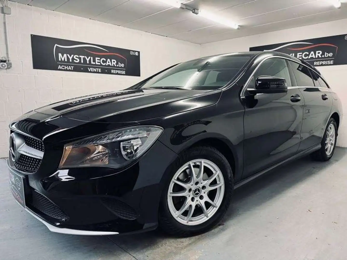 Mercedes-Benz CLA 180 CLA 180 d ,AUTOMATIQUE, GARANTIE 1AN Noir - 1