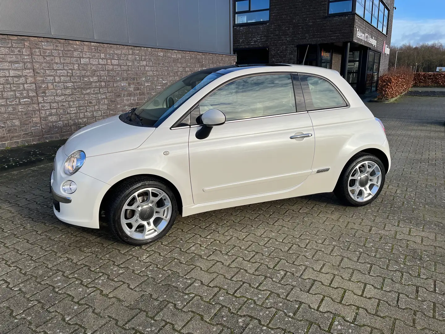 Fiat 500 0.9 TwinAir T Lounge Wit - 1