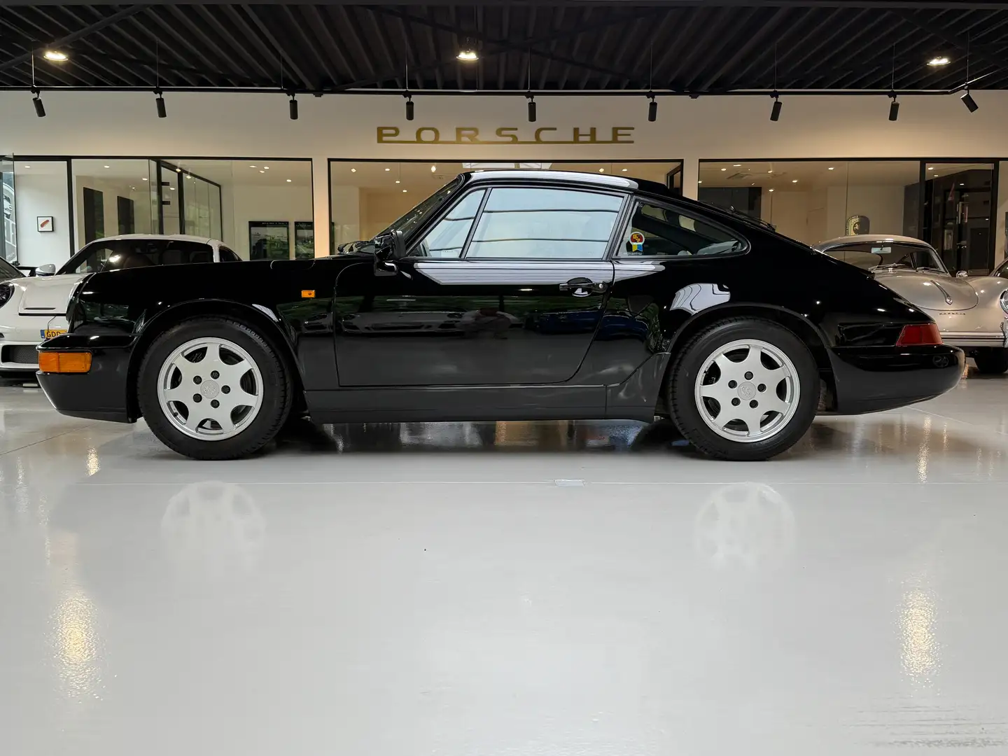 Porsche 964 Carrera 2 Manual First Paint EU Noir - 1