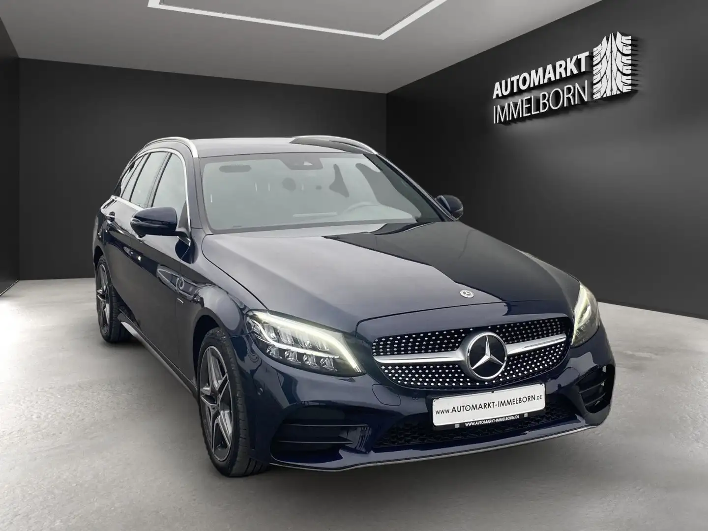 Mercedes-Benz C 300 T e AMG Burmester*LED*Navi*DAB*Alcantara*1 plava - 2
