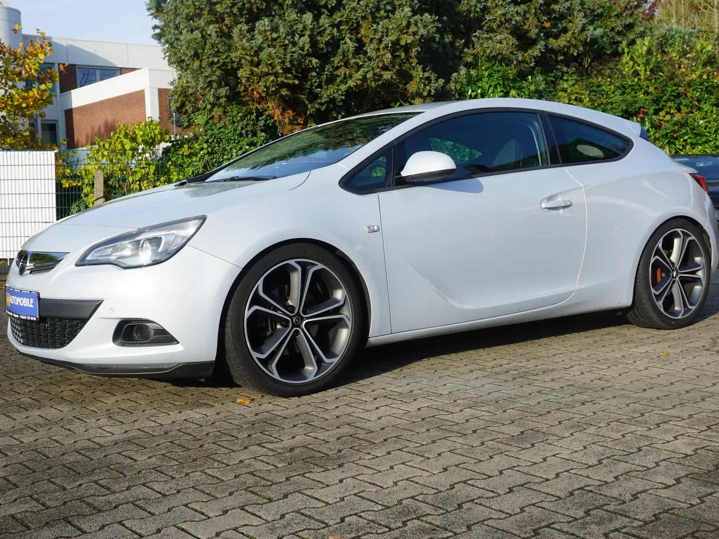 Opel Astra Edition GTC/Sport/EURO5/Schckheft/TÜV+Insp. NEU Grau - 2