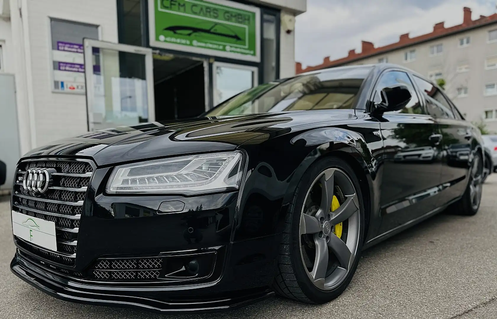 Audi A8 6,3 W12 lang quattro Tiptronic Schwarz - 1