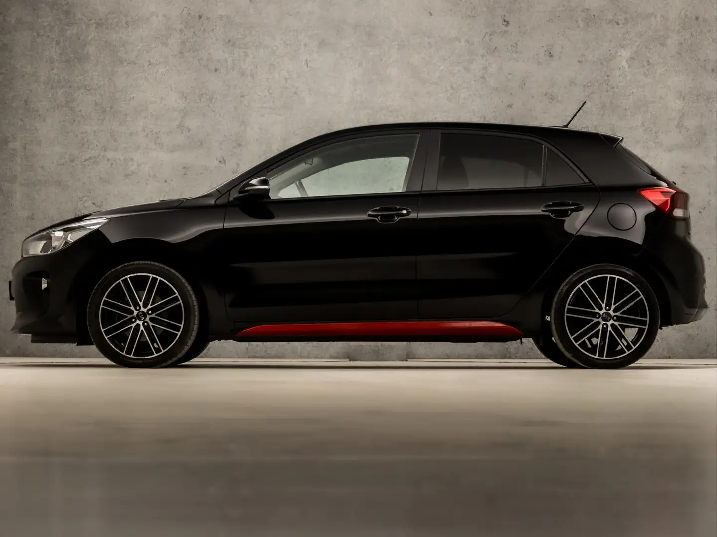 Kia Rio 1.0 TGDI Dynamic Sport (APPLE CARPLAY, NAVIGATIE, Zwart - 2