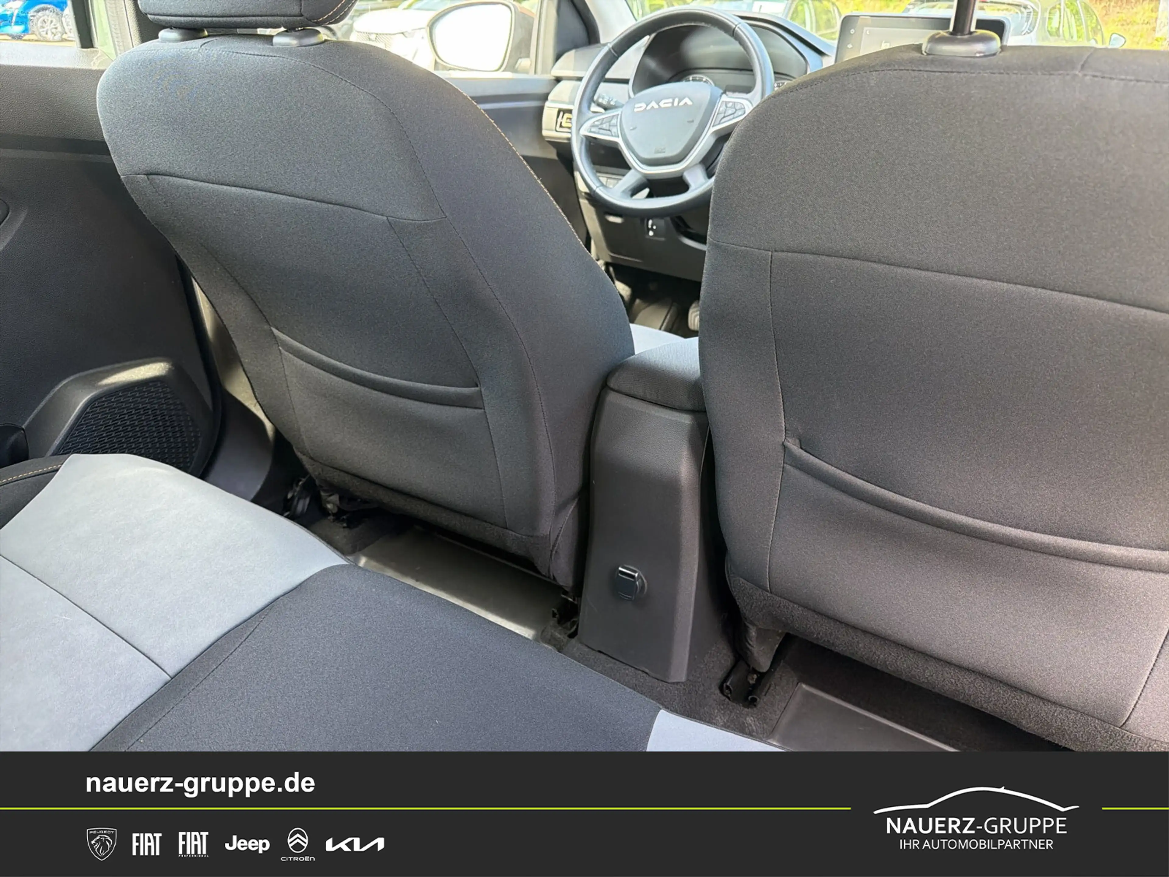 Dacia Sandero III Stepway Extreme+ — photo 7