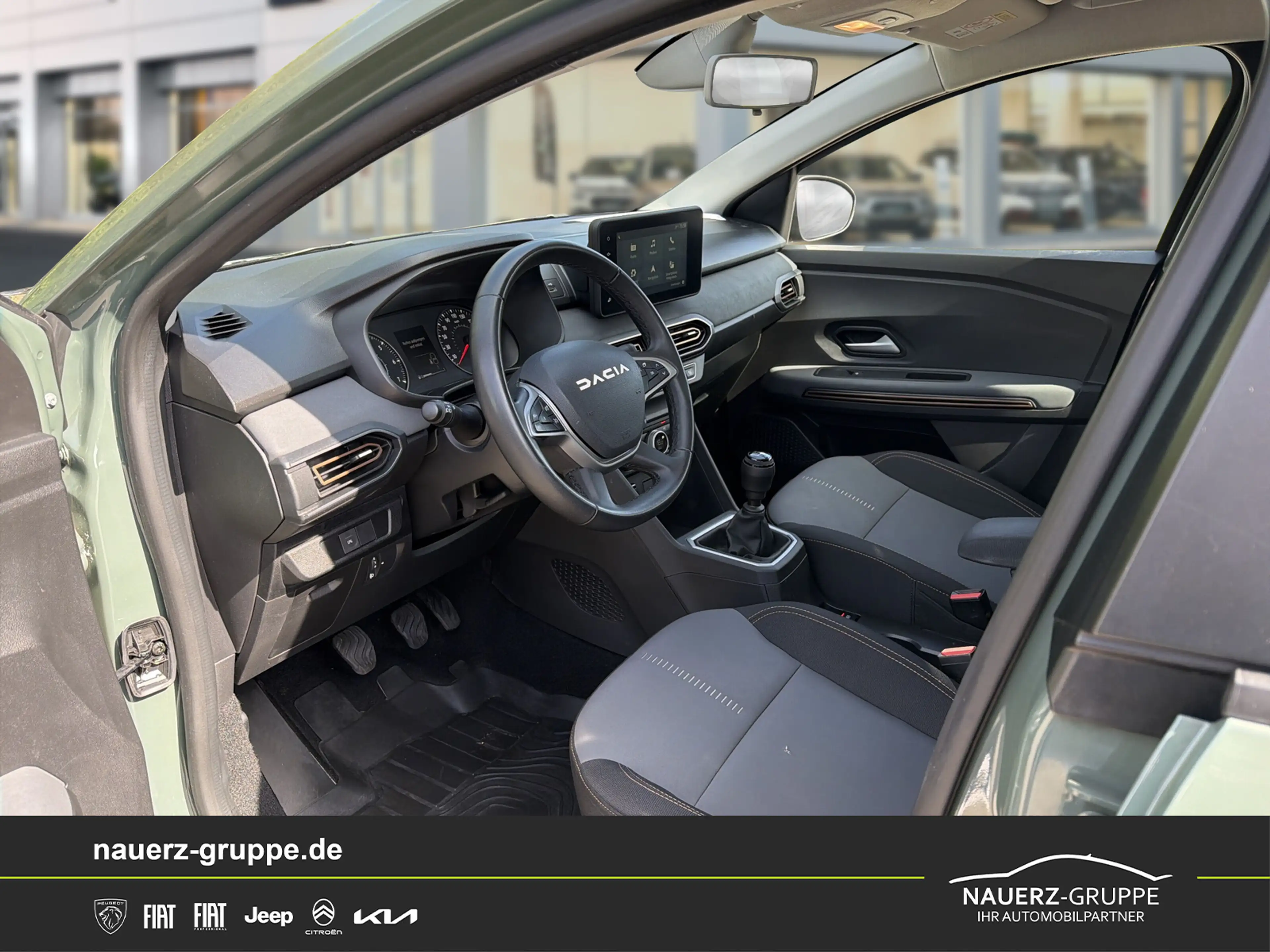 Dacia Sandero III Stepway Extreme+ — photo 10