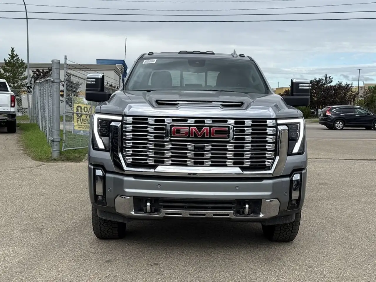 GMC Sierra 3500HD снимка GMC Sierra 3500HD