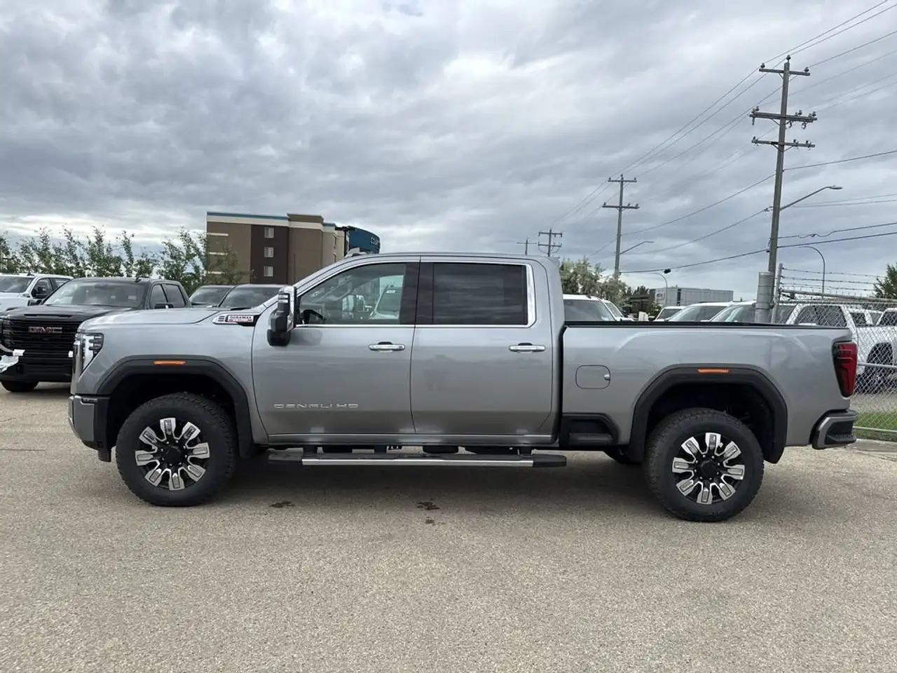 GMC Sierra 3500HD снимка GMC Sierra 3500HD