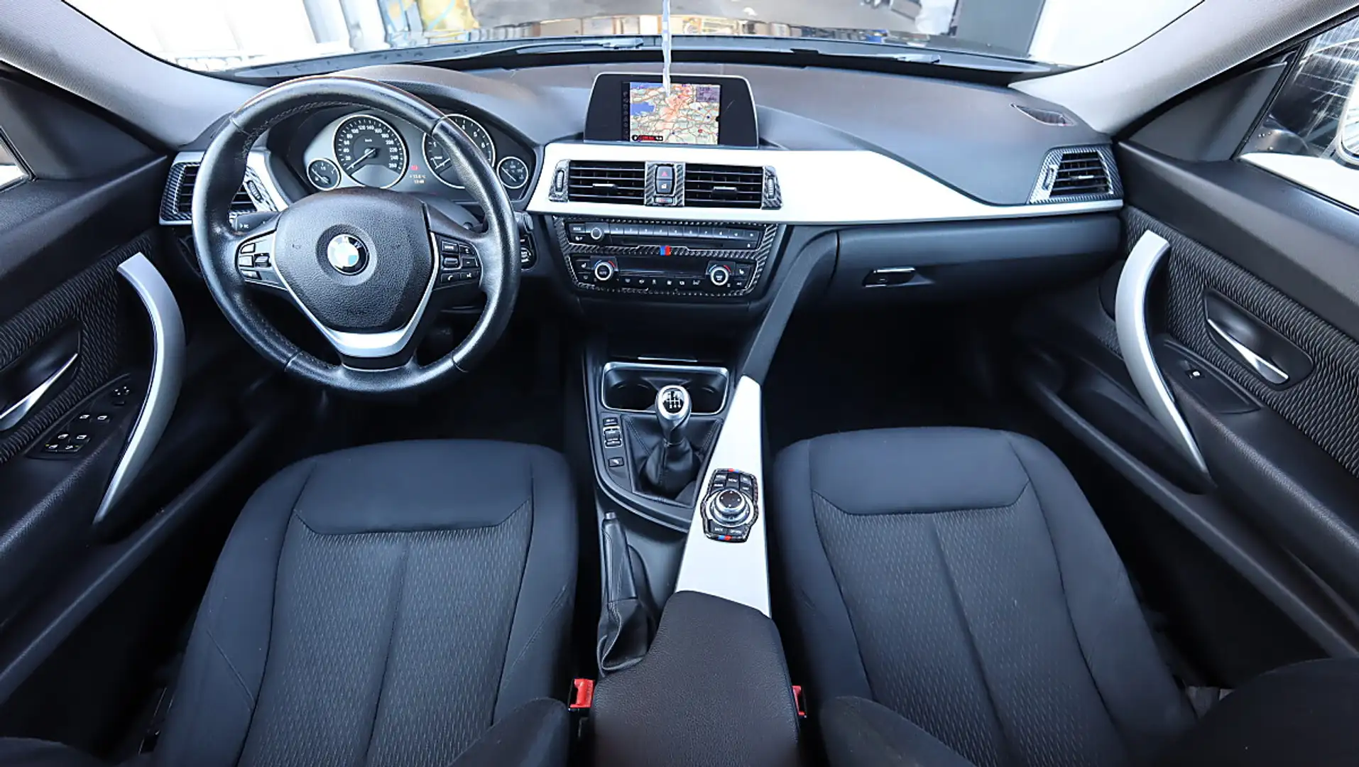 BMW 320 i Gran Turismo LED Tagfahrlicht Xenon Navi Sitz... Schwarz - 2