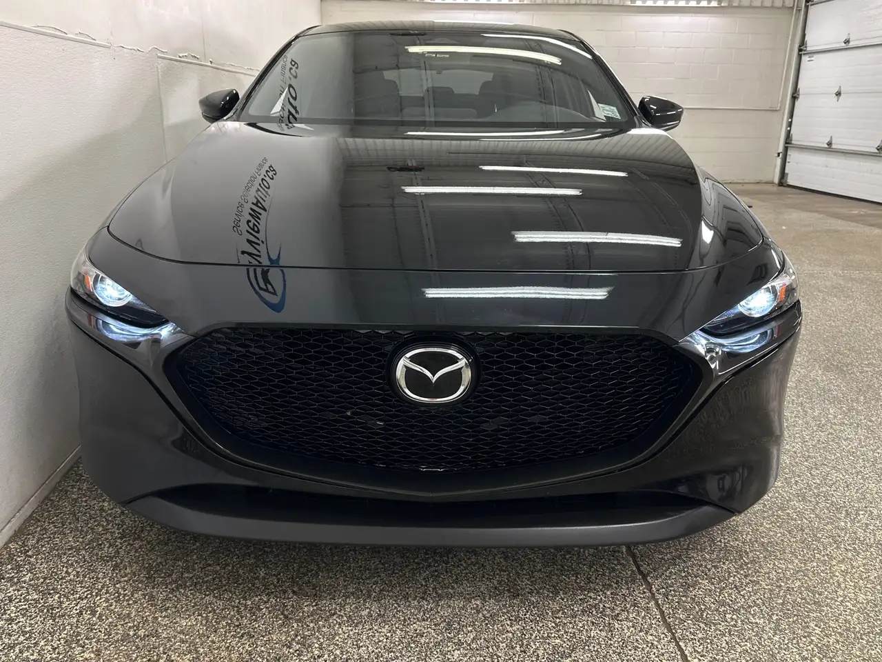 Mazda 3 снимка Mazda 3
