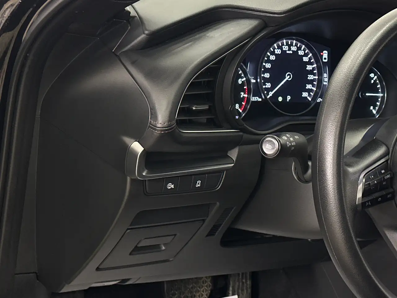 Mazda 3 снимка Mazda 3