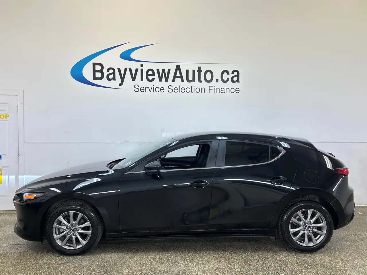 Mazda 3 снимка Mazda 3