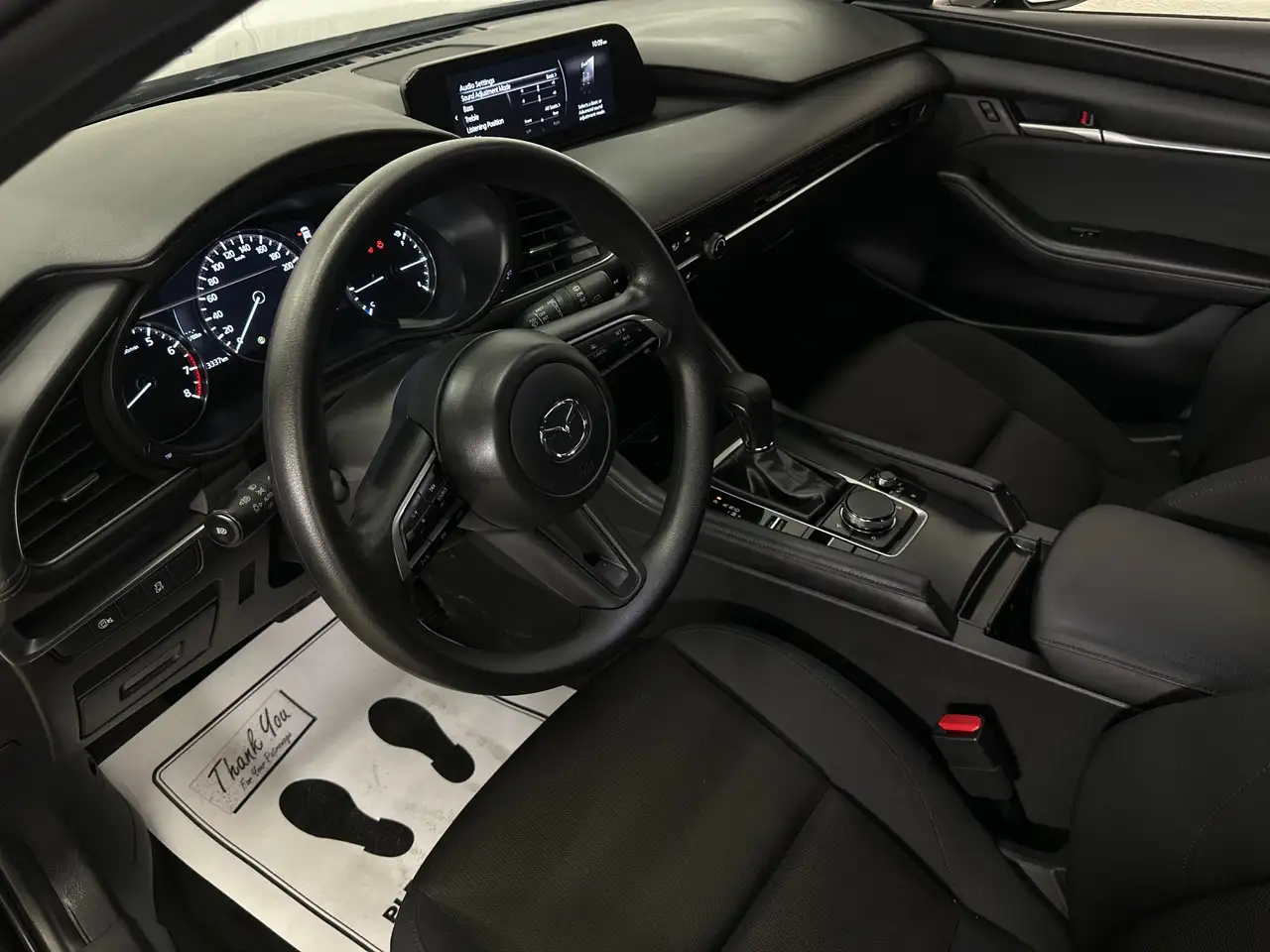 Mazda 3 снимка Mazda 3