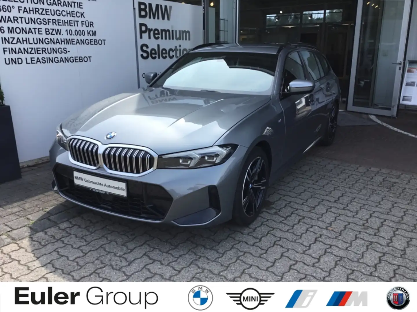BMW 330 i xDrive Touring M Sport Navi HIFI Soundsystem LED Grau - 1