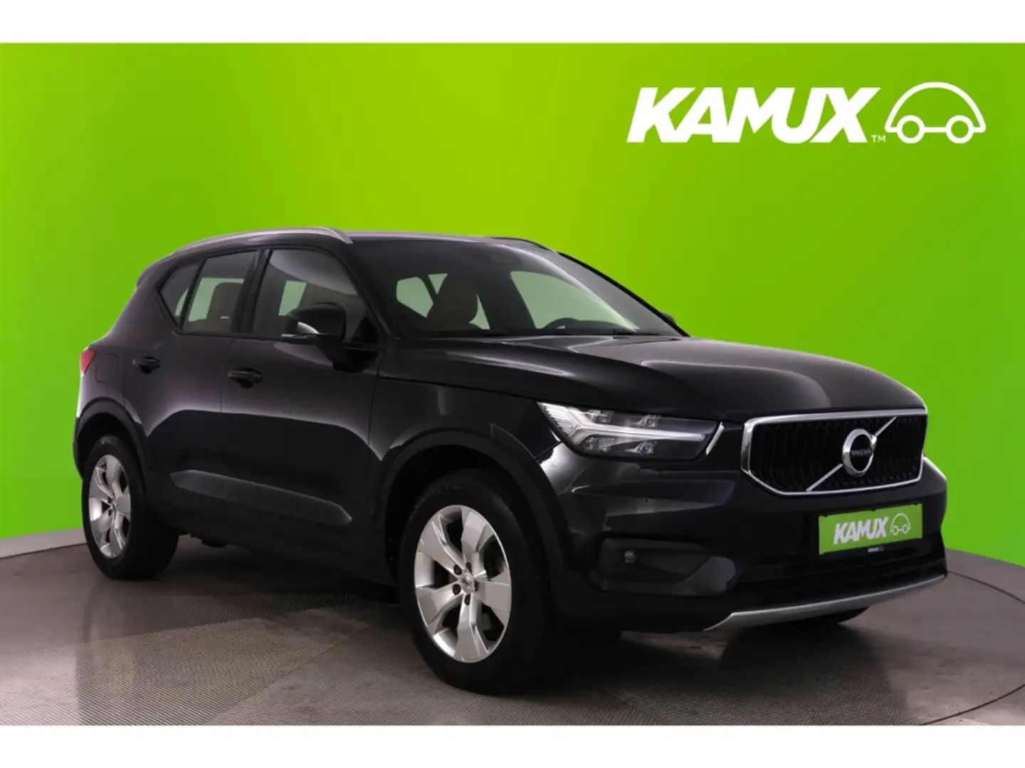 Volvo XC40 D4 AWD Geartronic Momentum Pro+LED+AHK+PDC Negro - 1