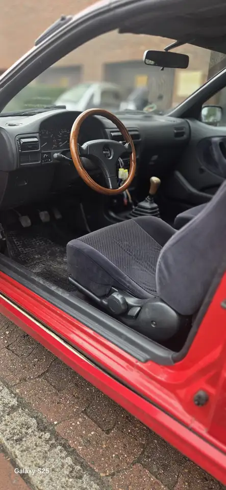 Nissan 100 NX Oldtimer, foto 11