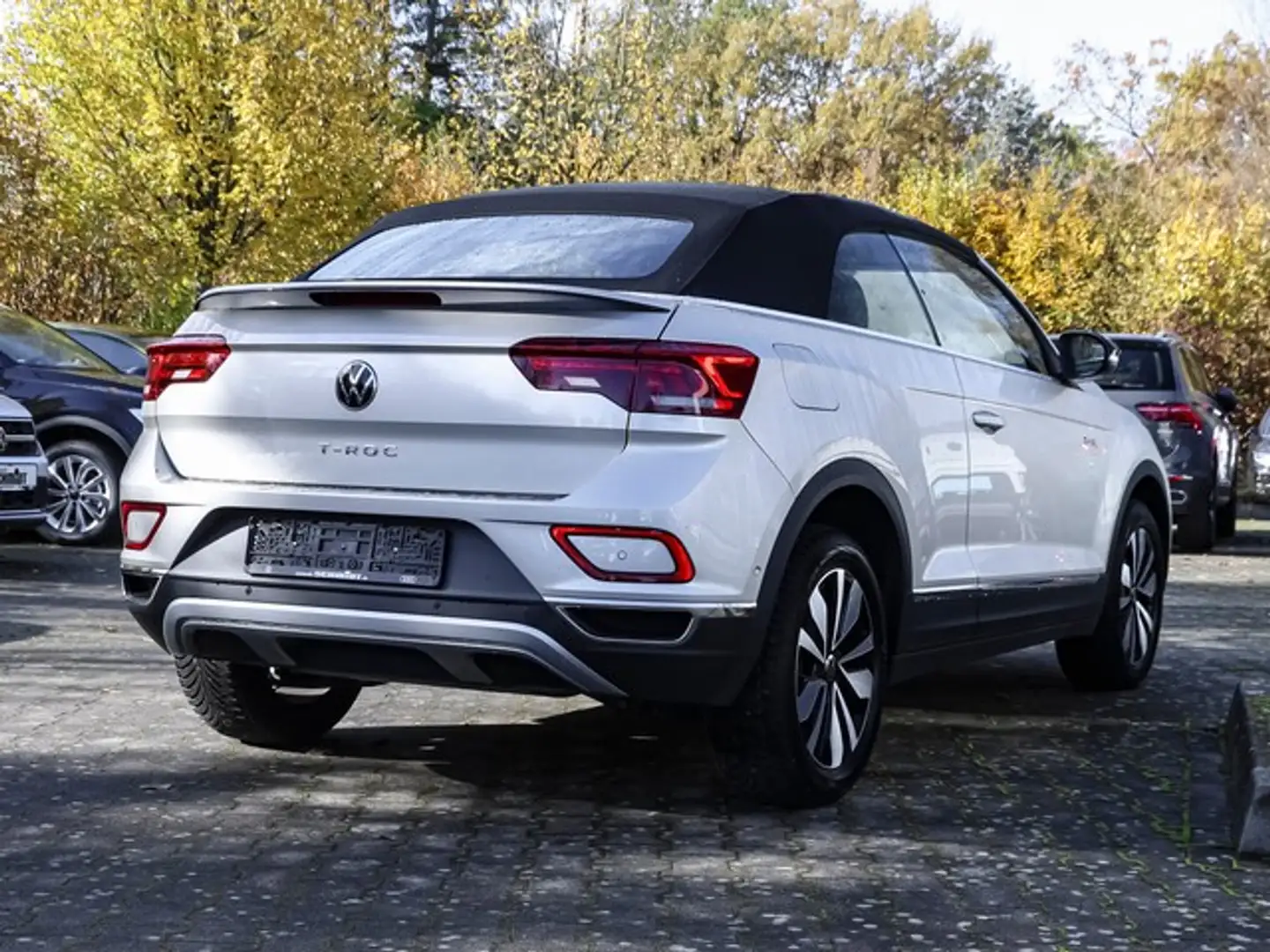Volkswagen T-Roc Cabriolet 1.0TSi Goal AHK Navi SideAssist ACC L... Gris - 2