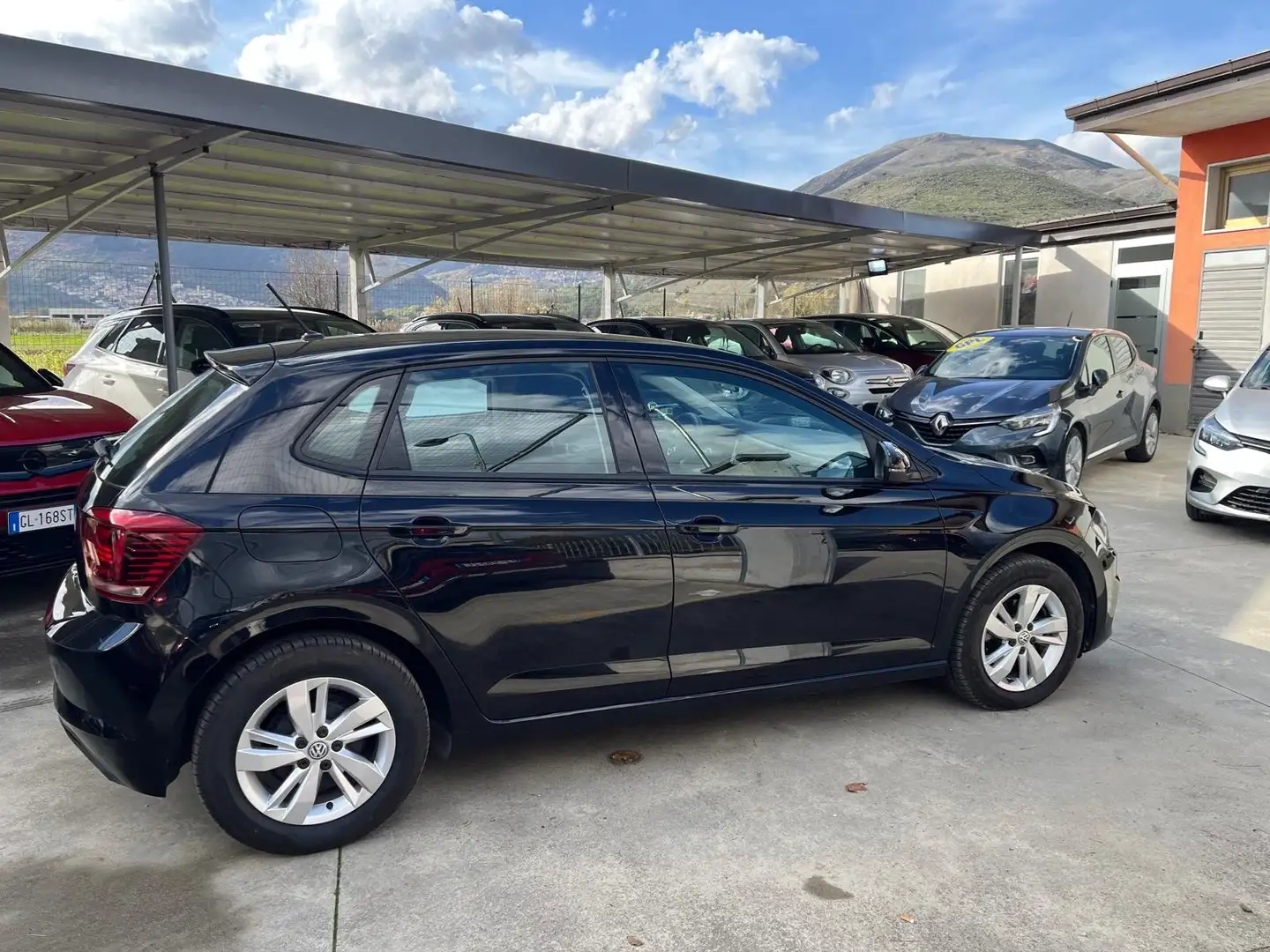 Volkswagen Polo Polo VI 2017 5p 1.6 tdi Comfortline 95cv Nero - 2