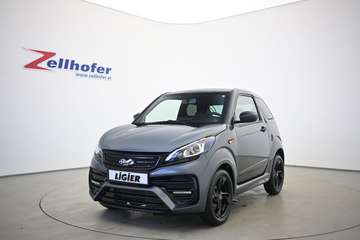 JS50 Sport Young - SERVO, CARPLAY