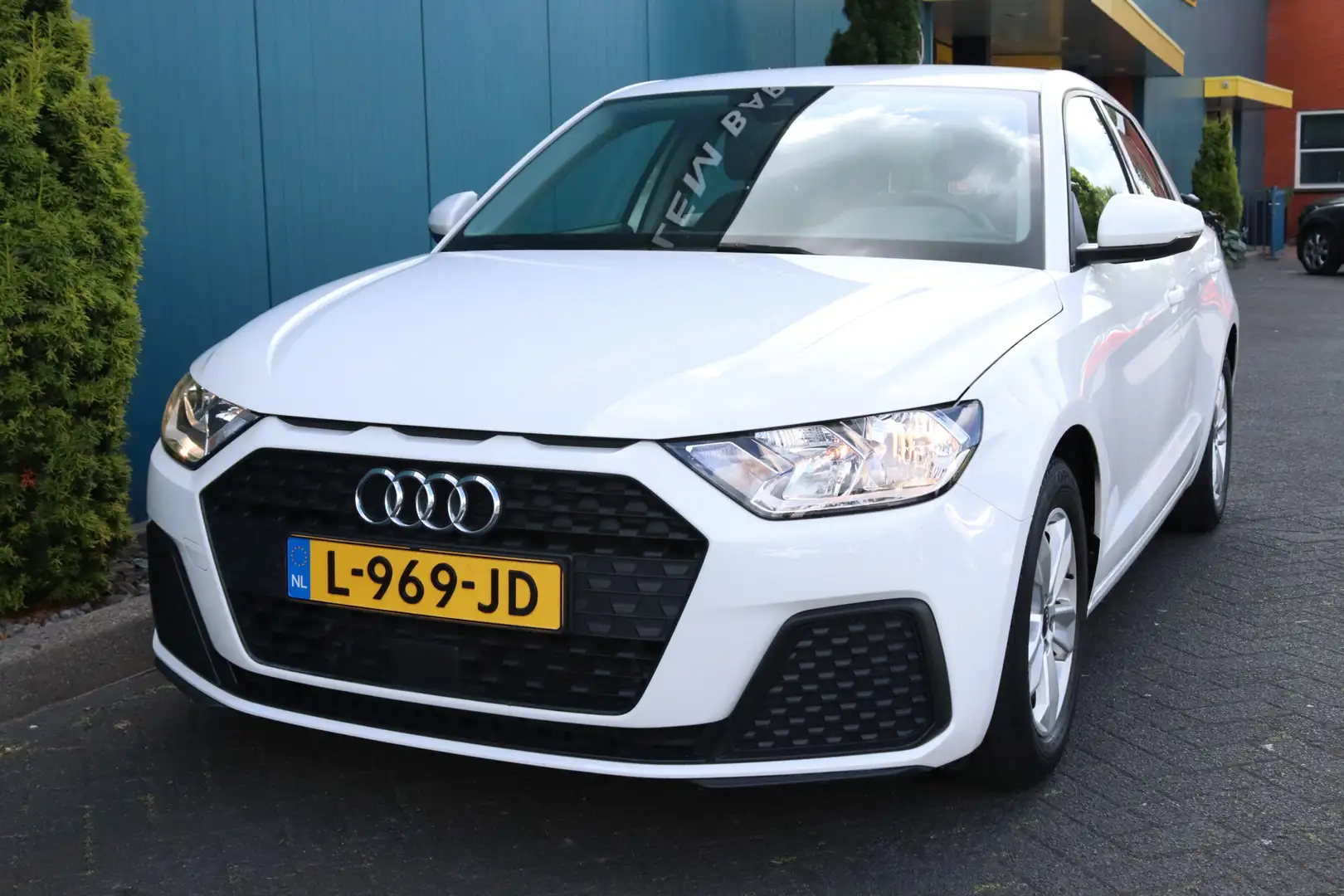 Audi A1 Sportback 25 TFSI Pro Line NAV.VIA.APP|DIGI.DASHB| Wit - 2