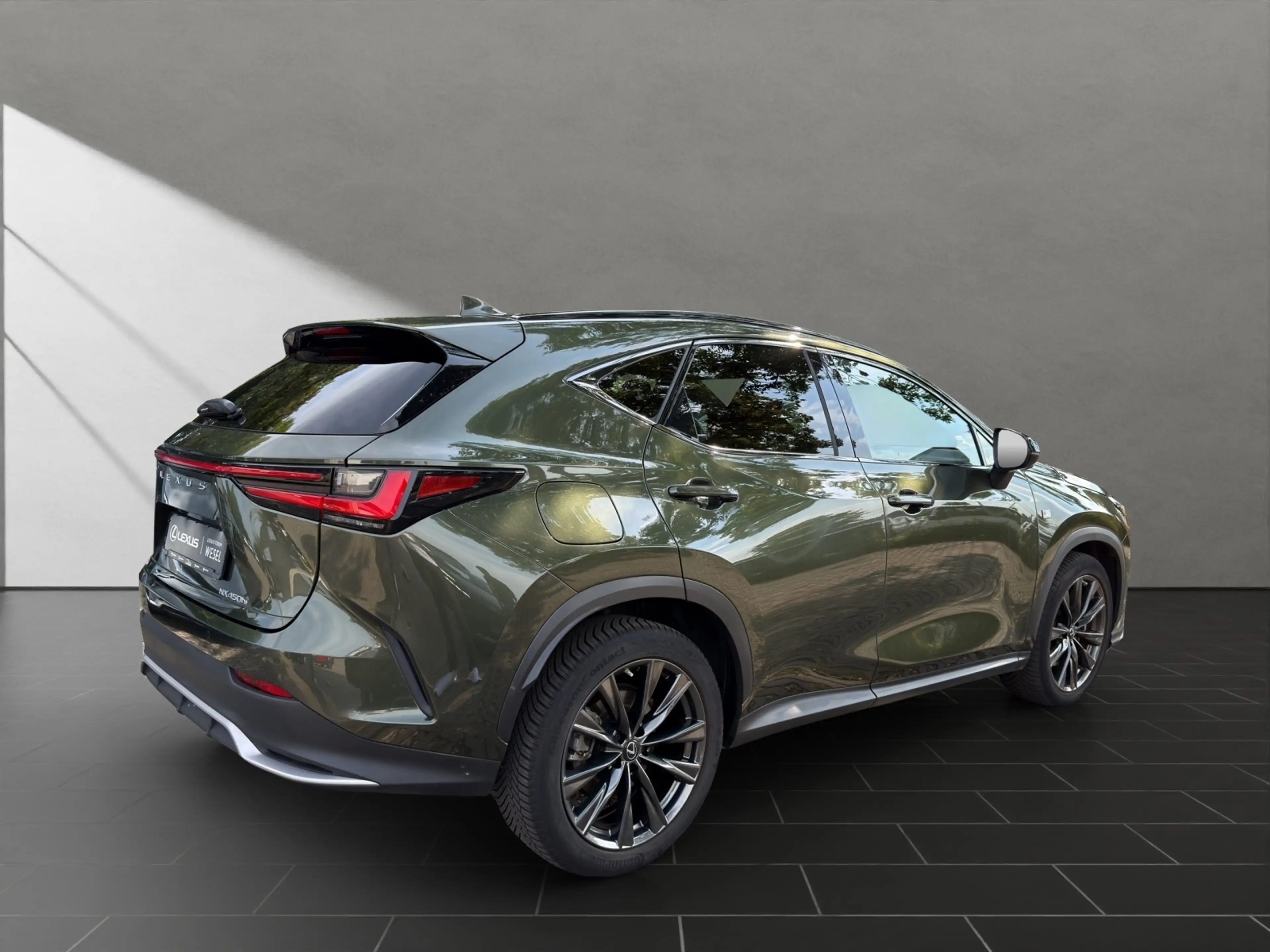 Lexus NX 450h+ (AZ20)(09.2021->) 450 h+ E-Four — photo 5