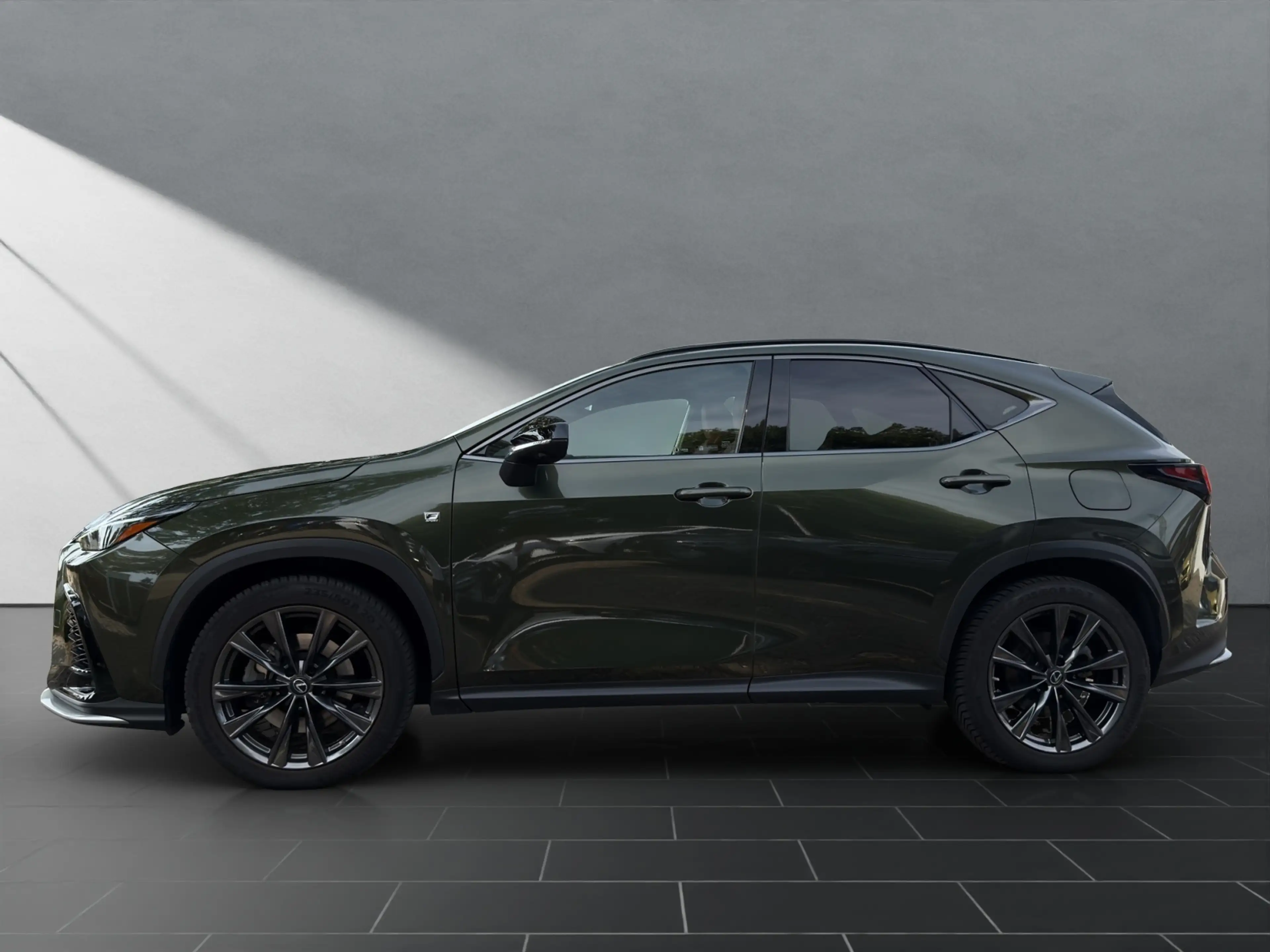 Lexus NX 450h+ (AZ20)(09.2021->) 450 h+ E-Four — photo 2