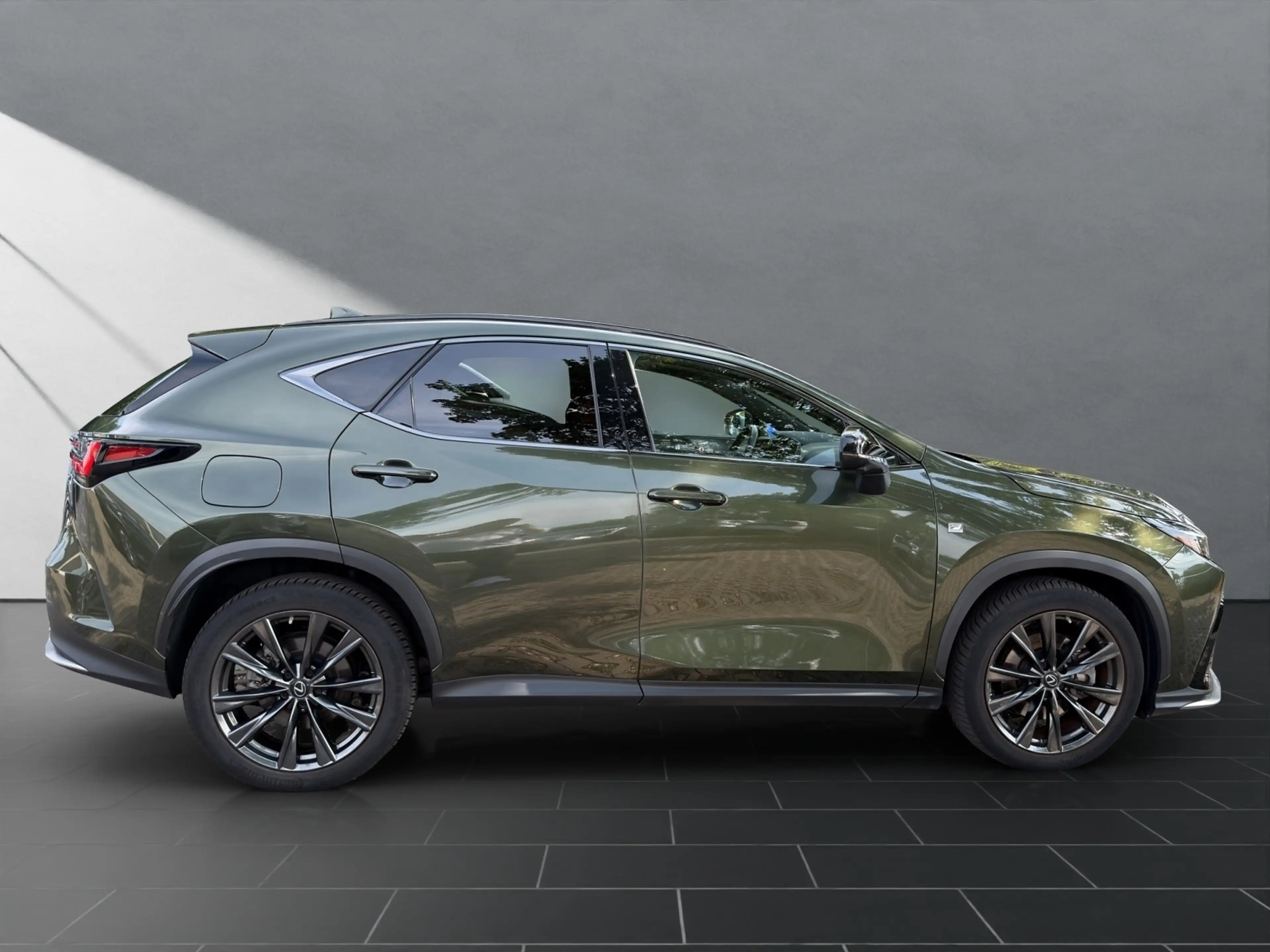 Lexus NX 450h+ (AZ20)(09.2021->) 450 h+ E-Four — photo 6