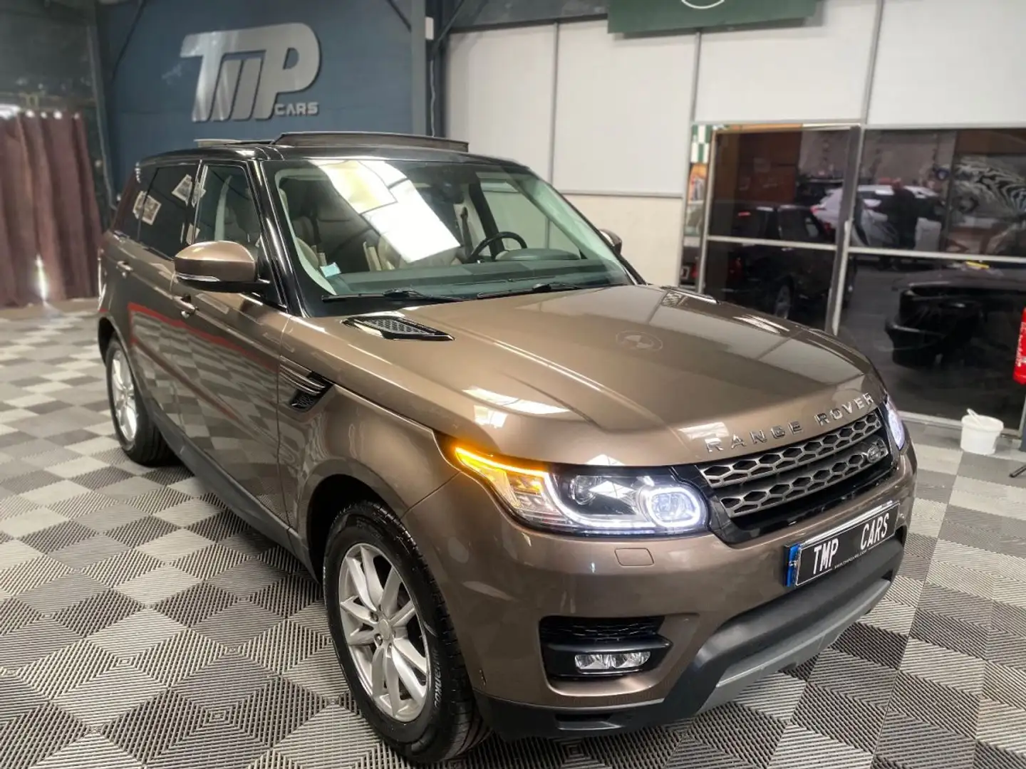 Land Rover Range Rover Sport 3.0 TDV6 258ch - 1
