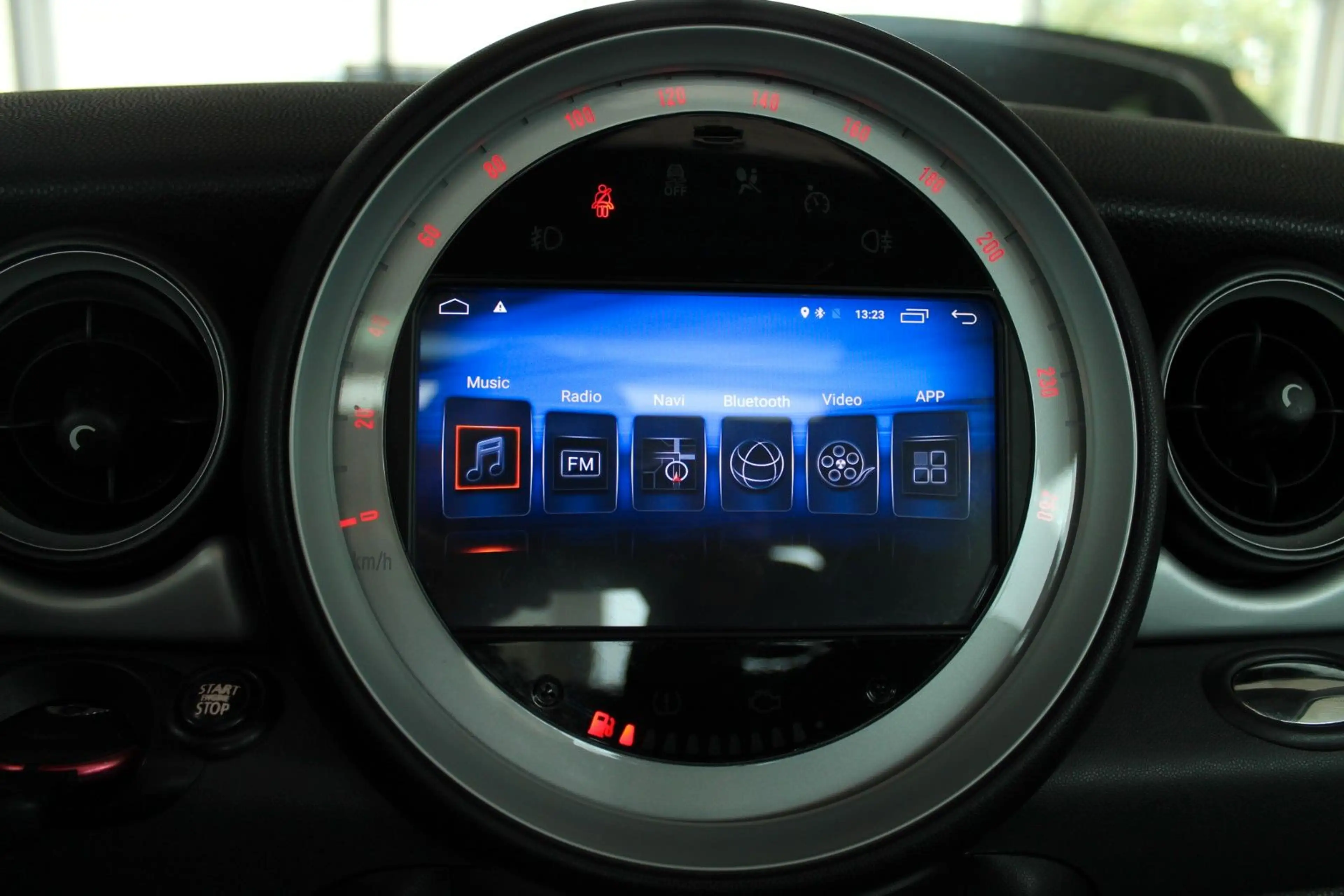 MINI Cooper Mini Cooper — photo 14