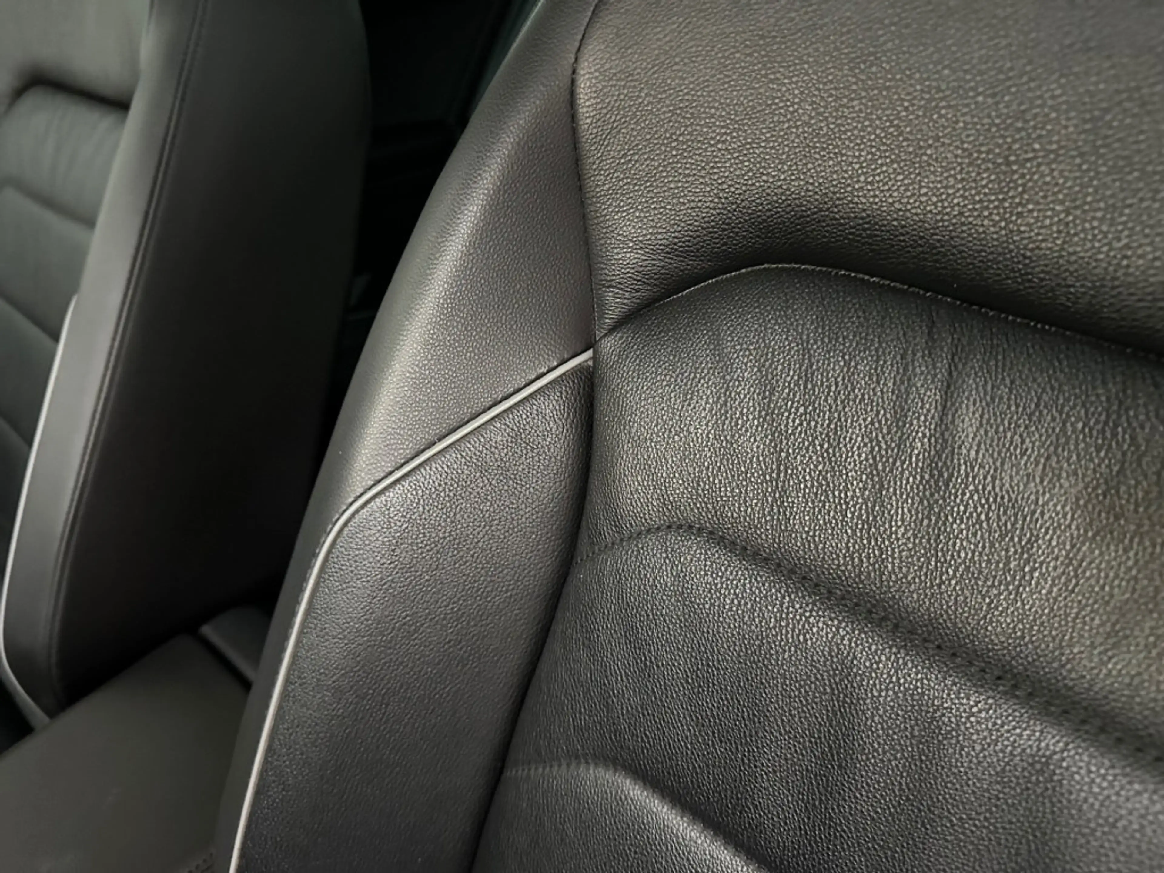 Volkswagen Tiguan 1.5 TSI DSG HIGHLINE R-LINE LEDER PANODAK — photo 31