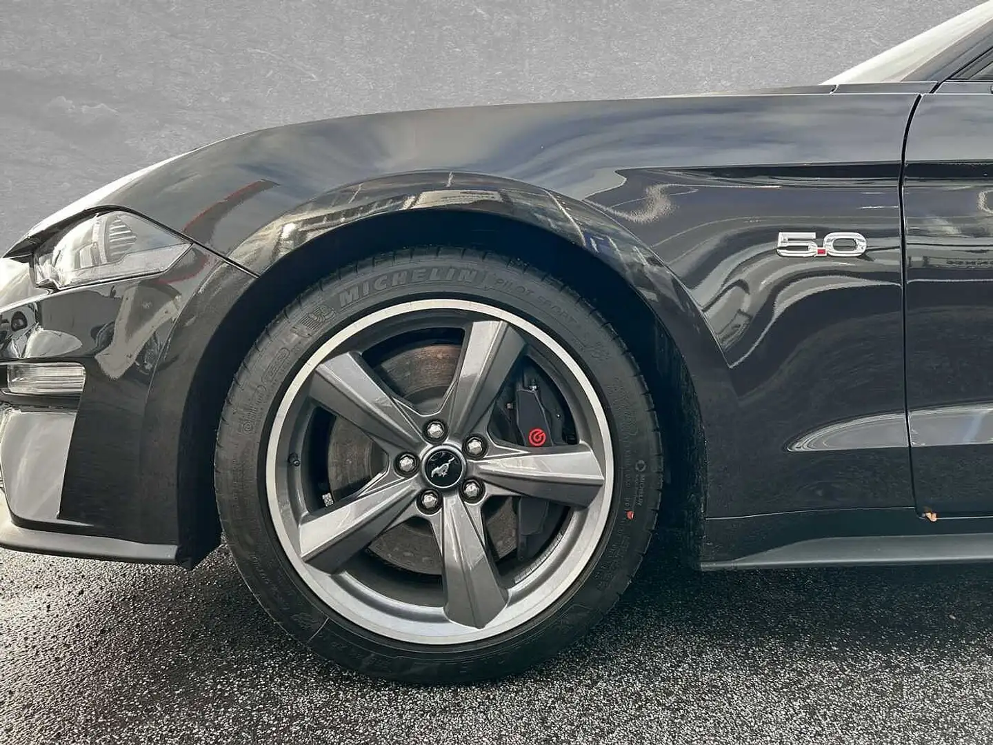 Ford Mustang Convertible 5.0 Ti-VCT V8 Aut. GT Grau - 2