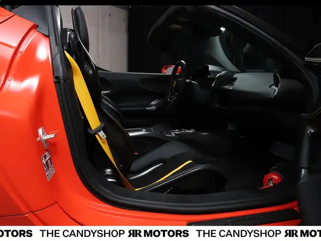 Ferrari SF90 Spider *Fiorano*Rosso Dino*Mega*Perfekt* Ansicht 24