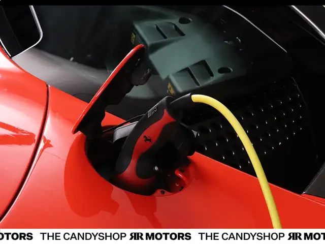 Ferrari SF90 Spider *Fiorano*Rosso Dino*Mega*Perfekt* Ansicht 21