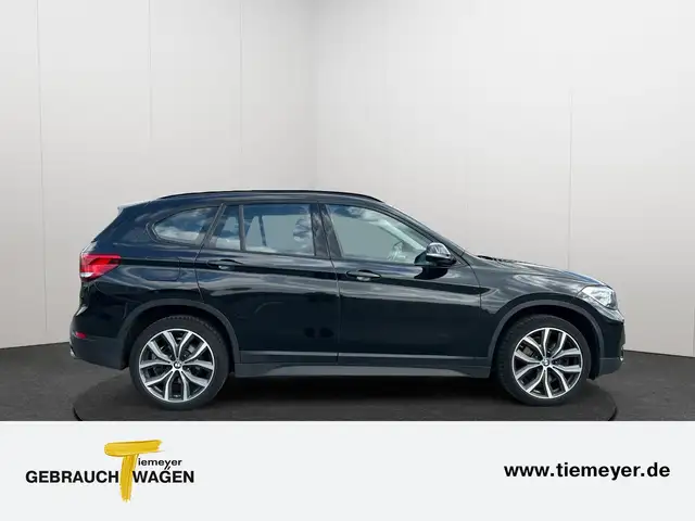 BMW X1 view 4