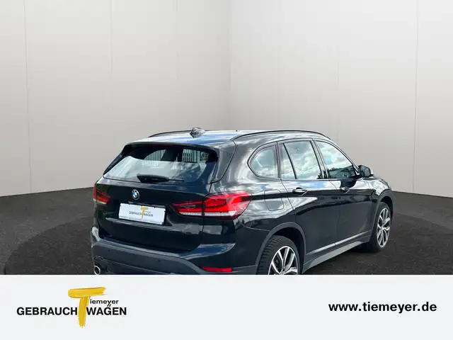 BMW X1 view 5