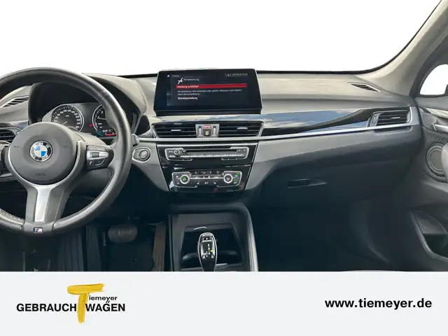 BMW X1 view 13