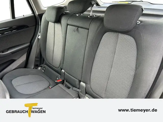 BMW X1 view 11