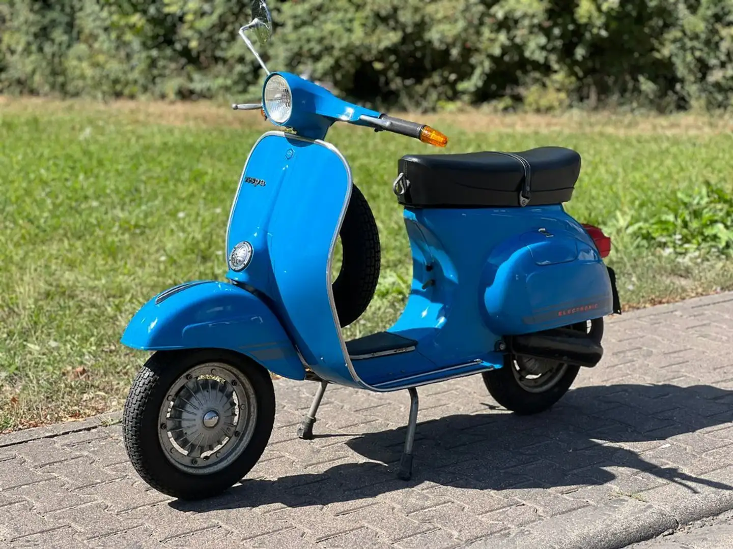 Vespa Primavera ET3 Bleu - 1