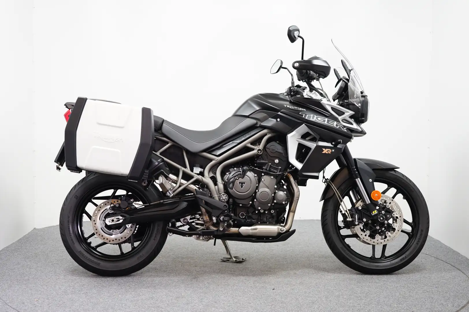 Triumph Tiger 800 XRX Zwart - 1