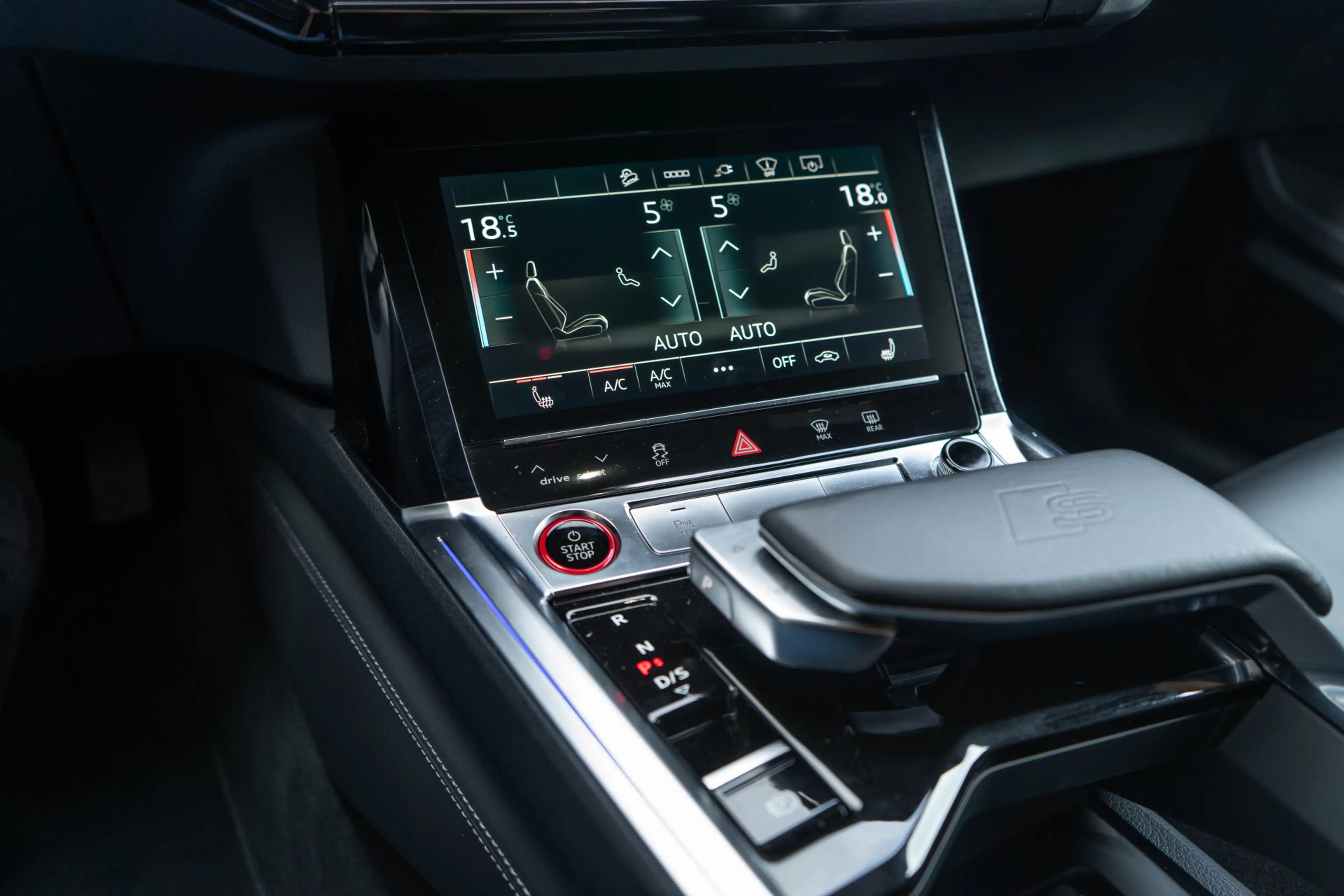 Audi e-tron S Quattro 371 kW / 360 Top View/ Softclose/ Head-u — photo 13