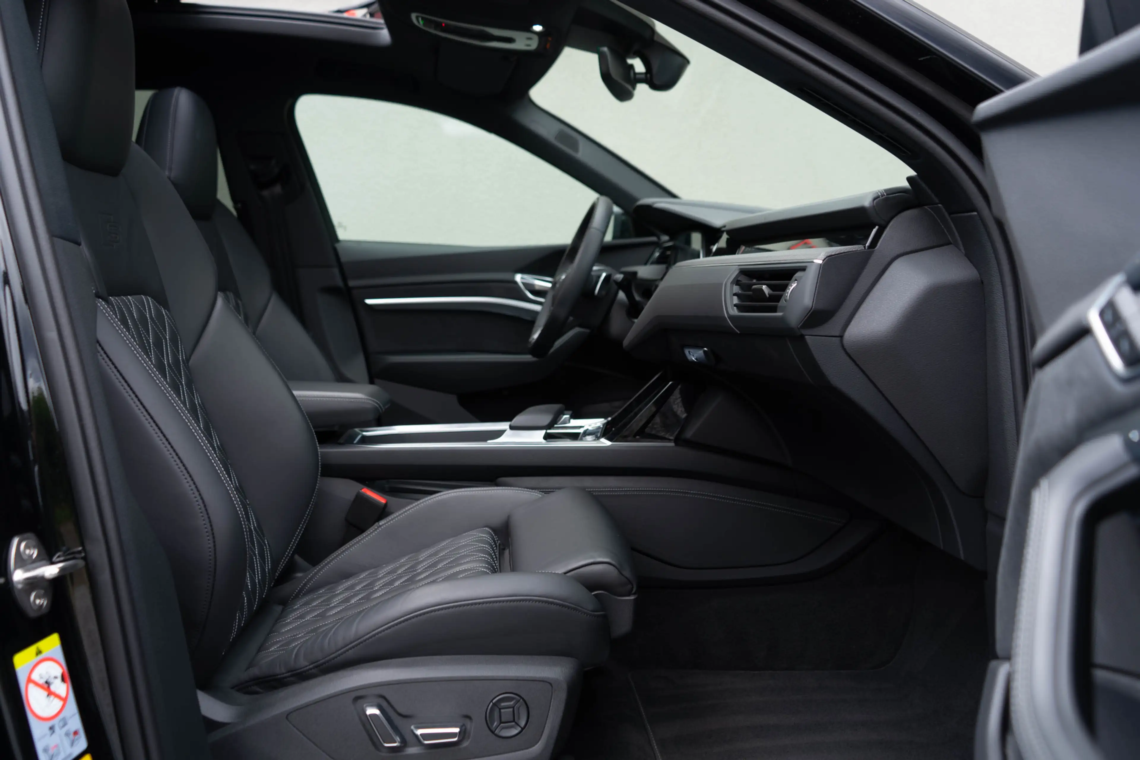 Audi e-tron S Quattro 371 kW / 360 Top View/ Softclose/ Head-u — photo 6