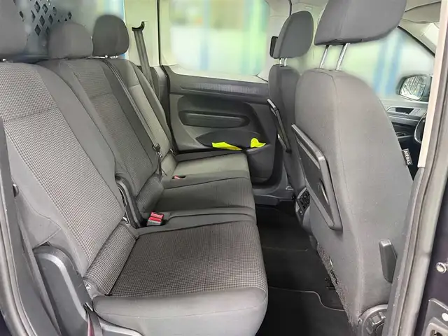 Volkswagen Caddy view 16