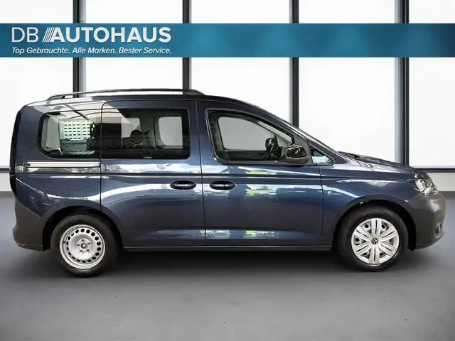 Volkswagen Caddy view 3