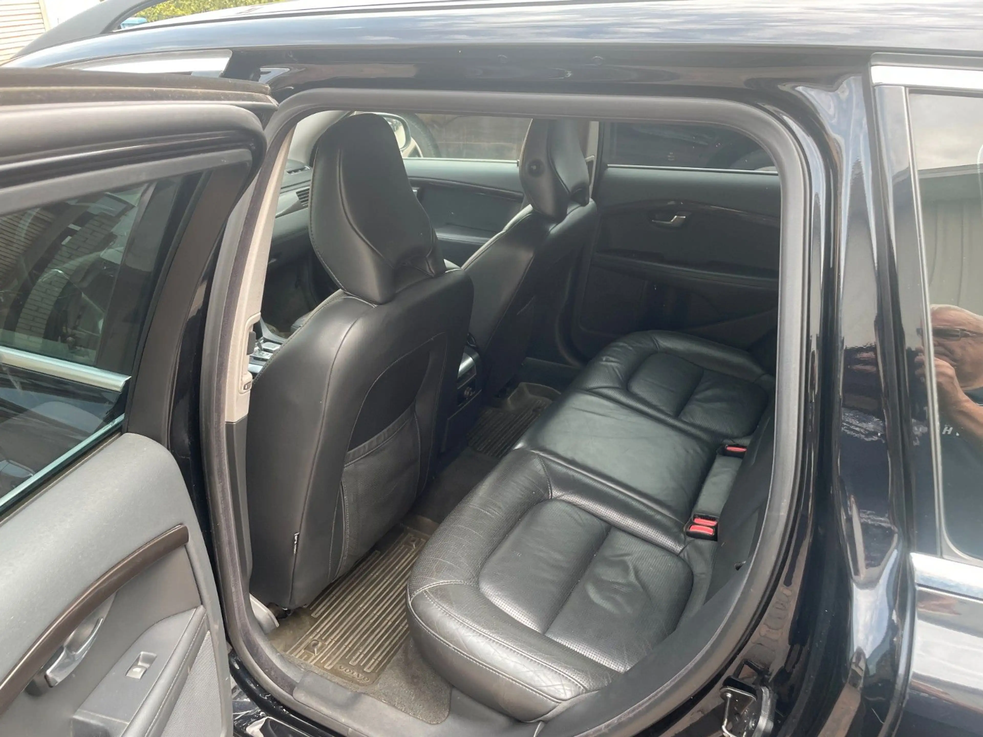 Volvo V70 D4 Kombi Momentum NAVI, Leder, AHK — photo 11