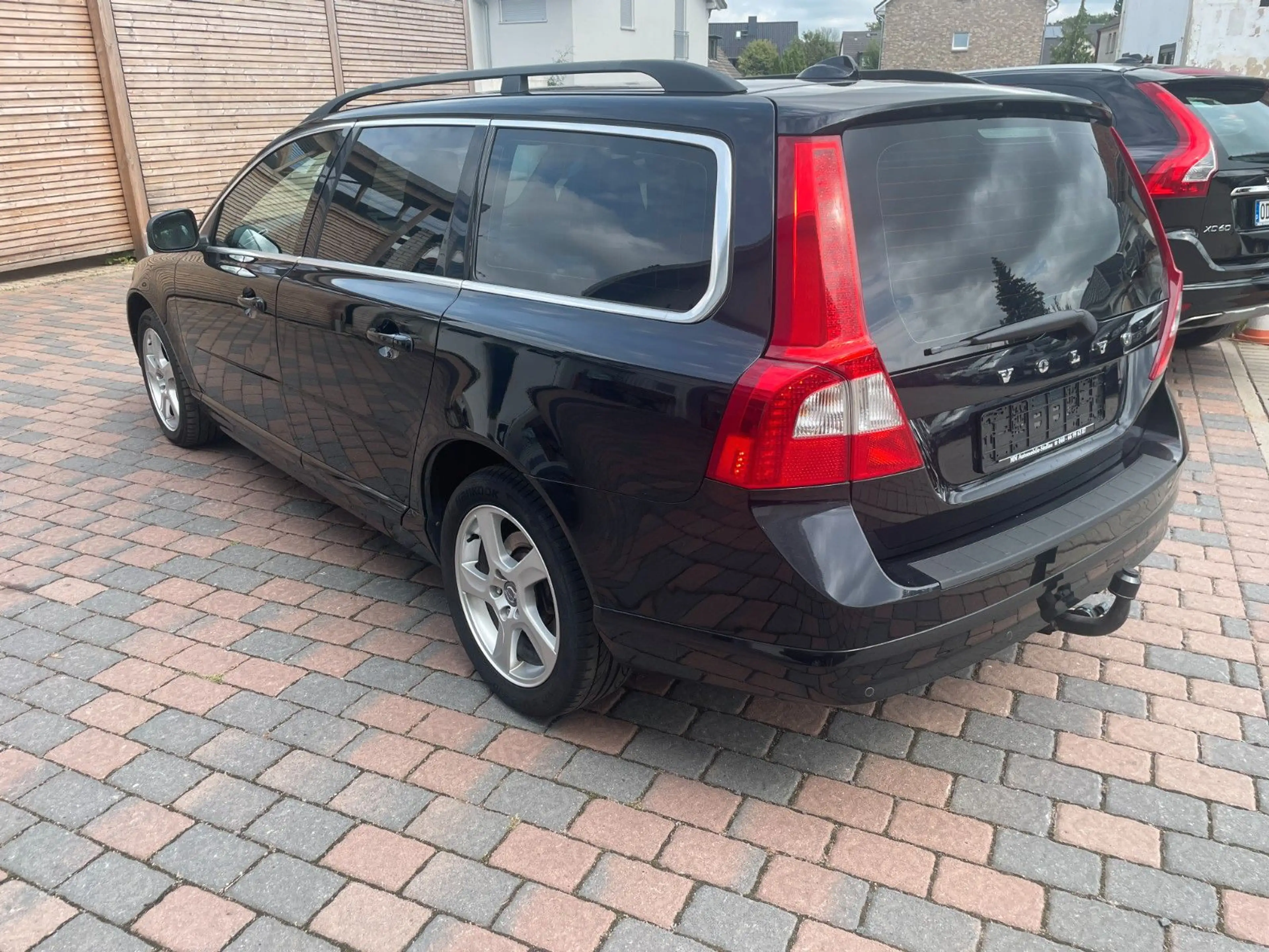 Volvo V70 D4 Kombi Momentum NAVI, Leder, AHK — photo 4