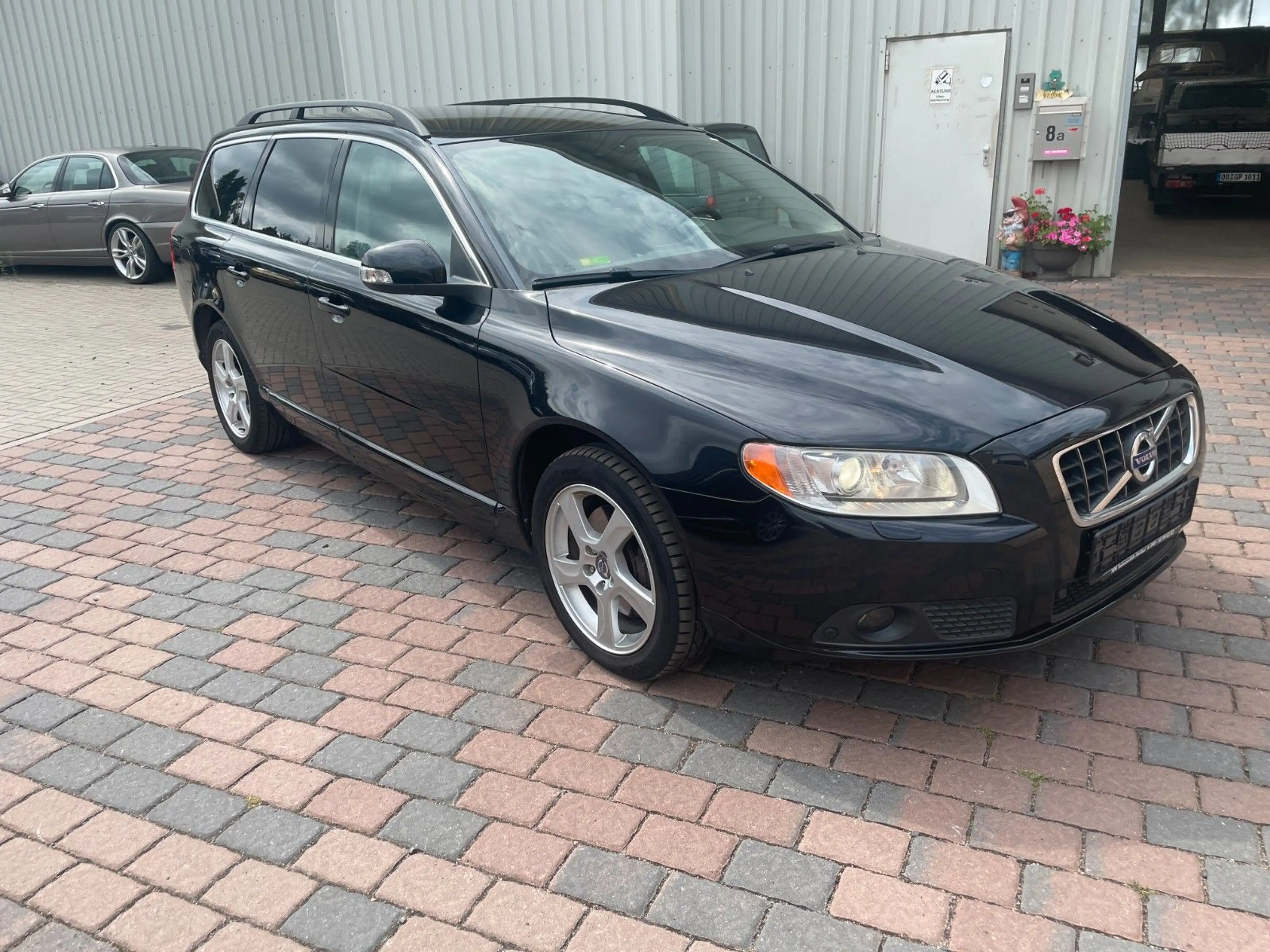 Volvo V70 D4 Kombi Momentum NAVI, Leder, AHK — photo 3