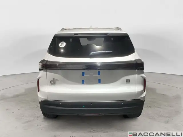 DR Automobiles DR5 view 3
