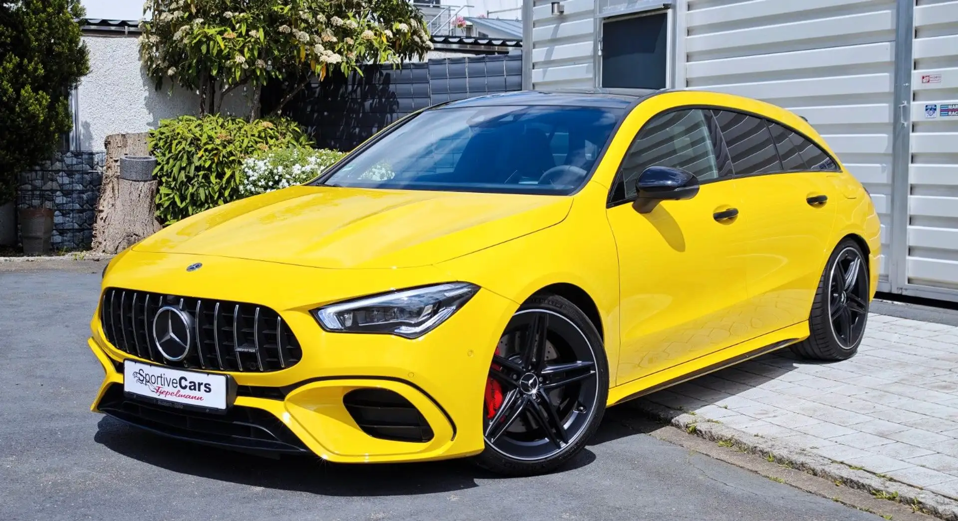 Mercedes-Benz CLA 45 AMG CLA 45 S AMG 4matic+ Performance Night maxVOLL ! Jaune - 1