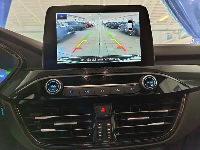 Ford Kuga view 11