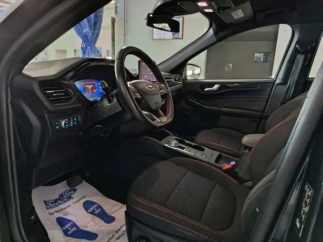 Ford Kuga view 2